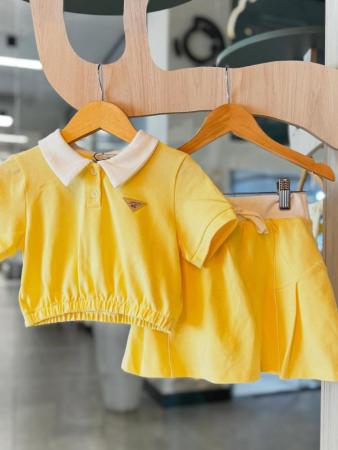 Conjuntinho amarelo